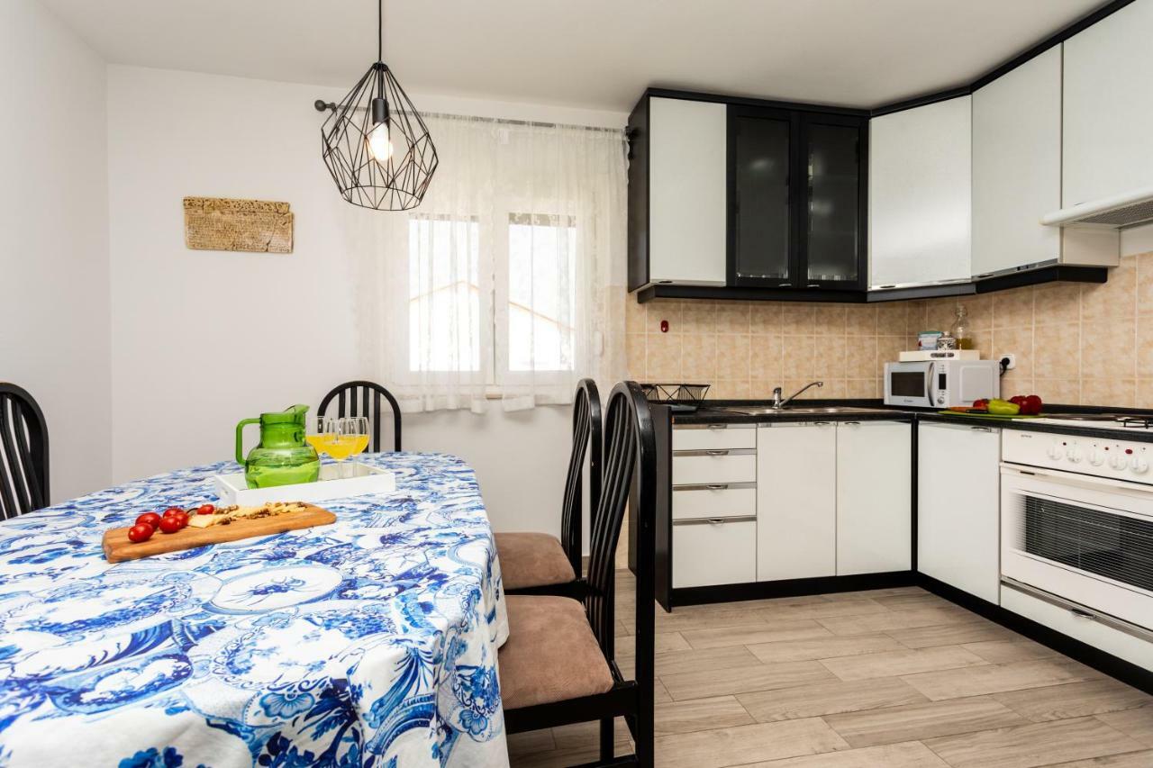 Apartments Marija Baška Extérieur photo