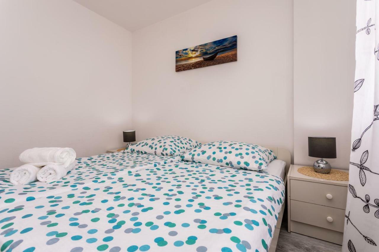 Apartments Marija Baška Extérieur photo